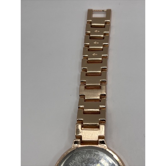 Time and Tru Women's Rose‎ Gold Quartz Watch 34mm Case- New Battery - Picture 7 of 9